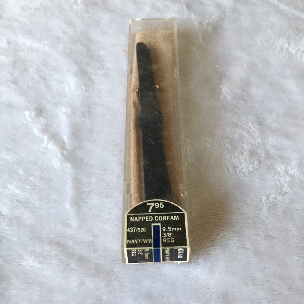 Speidel vintage NOS woman’s Napped Corfam Navy watchband with gold tone buckle
